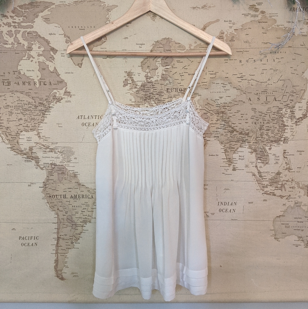 Delicately feminine tank top